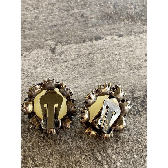 Vintage Clip Ons Clips Earrings Confetti Lucite Plastic Crystal Rhinestones - Picture 5 of 12